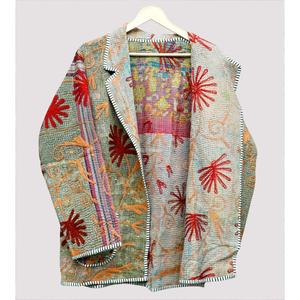 Chaqueta de Mujer Tejida a Mano, Estilo Vintage Kantha, Reversible, Ecológica, Transpirable, con Cuello en V, Rayas en Contraste y Manga Larga para Otoño - Product Image 3