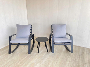 RK00167 Silla mecedora moderna para exteriores, directamente de fábrica en Vietnam, para villas, hoteles y jardines - Construcción de acero y aluminio - Product Image 2