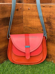 ออกแบบใหม่ผู้หญิงของแท้หนังหลายสีกระเป๋าถือร้อนขายกระเป๋าเงินรีไซเคิลผู้หญิงสไตล์ที่ไม่ซ้ํากันหลายใช้กระเป๋าสะพาย - Product Image 3