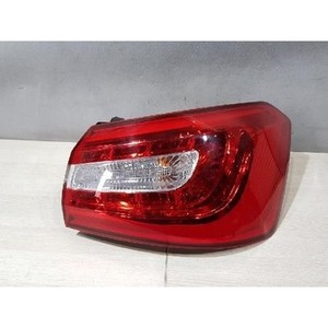 Luz Trasera Derecha LED Usada Cadenza en Excelentes Condiciones 92402E8000 - Product Image 1