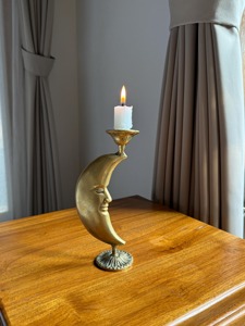 Portavelas artístico de metal con diseño de luna, ideal para decoración del hogar, dormitorio y como regalo, procedente de la India. - Product Image 1