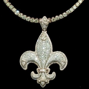 Colgante de Lujo Flor de Lis de Oro de 18K con Moissanita y Engaste Pavé, Dijes de Flor, Joyería para Uso Diario, Colgante Hip Hop Iced Out - Product Image 2