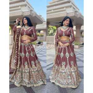 Fantasía Georgette bordado estilo indio y pakistaní Lehenga Choli con Dupatta en color marrón - Product Image 1