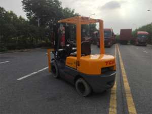 Montacargas Diésel TCM 30 Usado de 3 Toneladas, Equipo de Construcción con Cojinete de Motor, Inspección de Fábrica, Máquina de Segunda Mano, Precio de Fábrica - Product Image 4