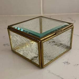 Silver Handmade Customized Beveled Glass Jewelry Boxes With Metal Frame For Jewelry Organizers Metal & Glass Storage Boxes - Product Image 4