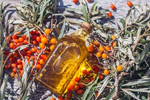 Extrait liquide de fines herbes d'huile essentielle d'argousier sauvage avec la vitamine dans la bouteille - Product Image 5