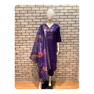 Conjunto de Ropa Tradicional India de 3 Piezas para Mujer, Diseño Premium de Exportación, Hecho a Mano, para Fiestas, Lavable, con Estampado Laxmi - Product Image 5