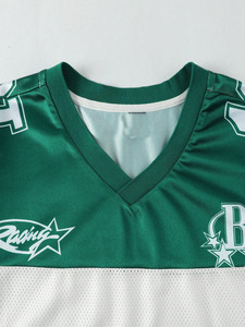 Camiseta de Fútbol Americano para Hombre, Dos Tonos Verde y Blanco, Malla, 240gsm, Uniforme Deportivo, Cuello en V, Sublimación Personalizada, Producción en Masa - Product Image 5