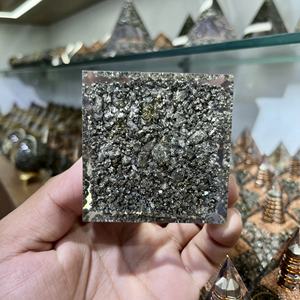 Pirámide de Orgón de Pirita Hecha a Mano en India de Alta Calidad con Alambre de Cobre, Ecológica, Feng Shui, para Dinero, Riqueza, Abundancia y Energía Cristalina - Product Image 3