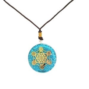 Pendentif Orgonite Turquoise mettron, pendentif en Orgonite - Product Image 1