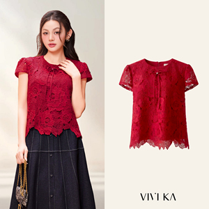 Blusa Corta de Encaje Floral Rojo para Mujer, Cuello Redondo, Manga Corta, Dobladillo Festoneado, Diseño Personalizado VELA, ODM OEM - Product Image 1