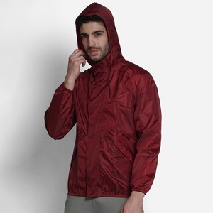 Fabricants de vente en gros Vestes imperméables à la pluie Veste de pluie anti-tempête respirante d'extérieur légère et écologique pour unisexe - Product Image 2