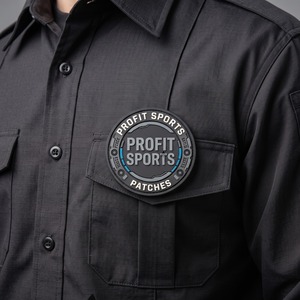 Badges en PVC moulé 3D haute densité avec support auto-agrippant robuste en caoutchouc - Product Image 5
