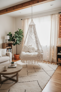 Hamac suspendu en macramé en coton blanc style bohème, siège suspendu rembourré pour patio et jardin (40"X70") - Product Image 3