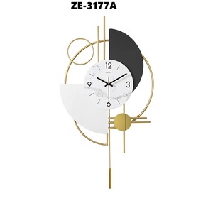 Arte Decorativo de Pared de Metal de Lujo Hecho a Mano para Hoteles y Villas, Adorno de Pared Redondo de Metal Estilo Art Deco Howard Miller - Product Image 1