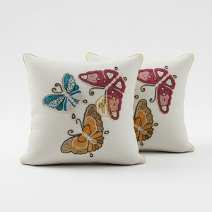 Funda de Cojín Cuadrada Hecha a Mano con Cuentas y Patrones Bordados e Impresos para Decoración Moderna de Sofás - Product Image 5