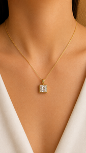 Colgante de Diamante Cultivado en Laboratorio con Certificación IGI de 1.5 Quilates, Corte Princesa, Oro Amarillo de 14K, Engaste de Bisel, Colgante Solitario para Mujer - Product Image 5