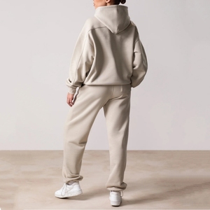 Ensemble de survêtement unisexe en coton beige à capuche, coupe ample à manches longues avec poches latérales, taille élastique, tenue décontractée pour l'automne - Product Image 2