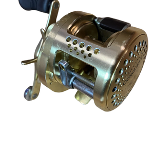 Carrete de Pesca de Casting Usado de Primera Calidad para Calcutta Conquest 400F, Cuerpo de Metal, Relación de Engranajes 5.0:1, 4+1 Rodamientos de Bolas, Funcionamiento Suave - Product Image 3