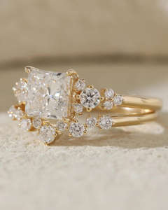 Anillo de Compromiso/Boda de Diamantes Amarillos en Oro de 14K, Estilo Vintage para Mujer, Corte Princesa, Diamante Cultivado en Laboratorio, Certificado IGI de Lujo - Product Image 2