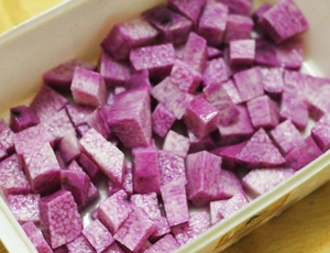 New Crop Frozen Purple Yam Ube Root Natural Tuber Cube <b>Slice</b> Grated Puree Creamy Texture Rich Color Sweet Taste for Halaya <b>Cake</b> - Product Image 4