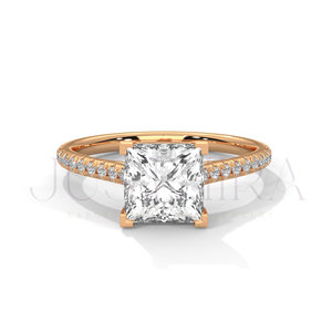 Anillo de Plata 925 con Diamante Corte Princesa, el Más Vendido, con Engaste Pavé, para Uso Diario, Oficina y Estilo Elegante, Regalo para Ella - Product Image 4
