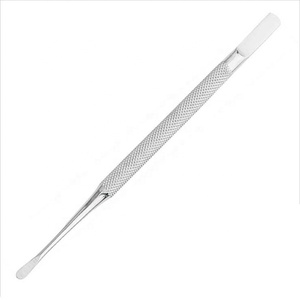 Pousse-cuticules réutilisables à double tête en acier inoxydable pour le soin des ongles, le nettoyage des cuticules et le nail art professionnel - Product Image 1