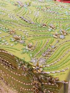 ผ้าลูกไม้ปักลายประดับเลื่อมสำหรับชุดแต่งงาน ชุดราตรี ชุดออกงาน และเสื้อผ้าดีไซเนอร์ - Product Image 2