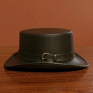 Chapeau haut de forme en cuir personnalisé de haute qualité pour hommes, coiffe structurée classique avec finition de surface premium, design sur mesure et vente en gros - Product Image 1