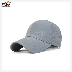Gorra de béisbol personalizada 2026 de malla deportiva sólida impermeable de 6 paneles con logo bordado y orificios cortados a láser, ajustable, para uso común en la playa - Product Image 6