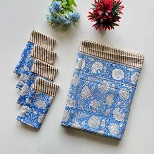 Serviettes carrées en coton vintage 100 % faites à la main, lavées à la pierre, bio et durables, 16x16 pouces, pour mariages et fêtes rustiques - Product Image 3