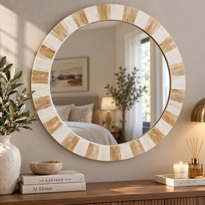 Espejo Redondo con Incrustaciones de Hueso Hecho a Mano: Espejo Decorativo de Pared Estilo Boho Chic - Product Image 3