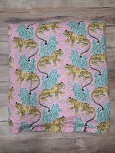 Tela de Algodón de Lujo para Prendas de Vestir |   Textil Sostenible con Estampado a Mano, Material Étnico Indio de Primera Calidad, Venta al Por Mayor B2B por Yardas - Product Image 2