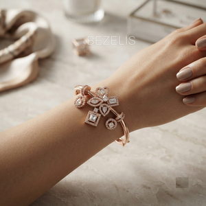 Exquisita Pulsera de Diamantes Cultivados en Laboratorio con Dijes de Múltiples Formas en Oro Rosa de 14K, Joyería Fina de Lujo con Diseño Único - Product Image 5