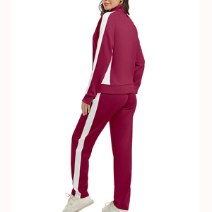 Ensemble de survêtement sportif pour homme, couleur bordeaux, avec panneaux latéraux rayés, en polyester tricoté, pour l'automne - Product Image 1