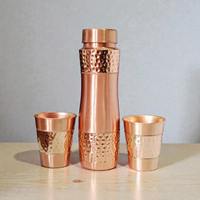Botol Air Tembaga Gaya Vintage dengan Finishing Palu, Perlengkapan Minum Portabel untuk Perjalanan, Desain Modern