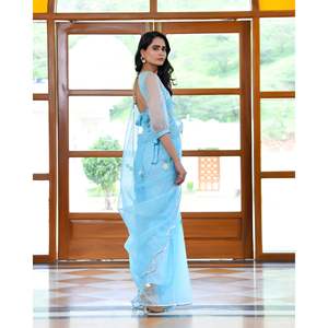 ผ้าคลุมไหล่ปักลายสีน้ำเงินวาฬ ผ้าออร์แกนซ่า ฟรีไซส์ สำหรับสวมกับส่าหรี - Product Image 3