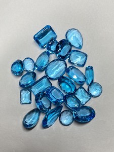 พลอยบลูโทแพซธรรมชาติจากสวิส คละขนาด รูปทรงเหลี่ยมเจียระไน ขนาด 6x8 มม. 8x10 มม. 10x12 มม. 12x16 มม. สำหรับทำเครื่องประดับ - Product Image 6