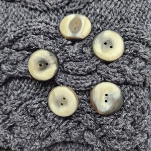 Boutons fantaisie en corne de buffle polie pour manteaux et chemises, motif rond avec décoration, ornement vestimentaire - Product Image 4
