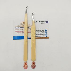 Pinzas para Extensiones de Pestañas de Acero Inoxidable Color Crema, Diseño Delgado de 90 Grados, con Logotipo Personalizado - Product Image 2