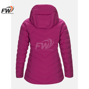 Chaqueta Corta Acolchada Impermeable para Mujer, Diseño con Capucha, Relleno de Plumas, Precio al por Mayor OEM, Se Aceptan Pedidos al por Mayor - Product Image 3