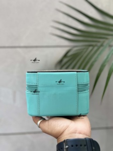 Boîte de rangement pour cosmétiques de maquillage élégant en cuir repoussé à la main Boîte de maquillage faite à la main, boîte de rangement pour salle de bain de couleur turquoise - Product Image 5