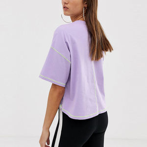 Camiseta Corta Holgada para Mujer con Costuras en Contraste, Estilo Urbano Informal, Logotipo Personalizado, Venta al Por Mayor - Product Image 5