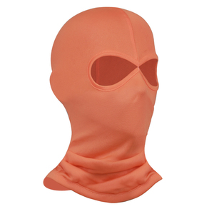 Balaclava de ski respirante fabriquée avec un matériau anti-humidité qui favorise la circulation de l'air et le confort lors des sports de neige et par temps froid - Product Image 4