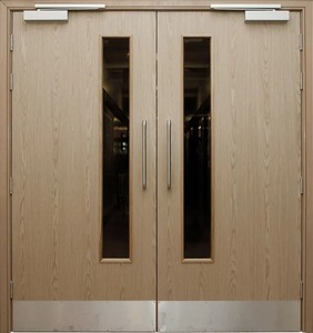 Puerta de Entrada Moderna de Madera con Protección Contra Incendios, Ideal para Villas de Lujo y Proyectos Residenciales, Disponible para Suministro Mundial - Product Image 1
