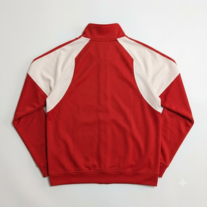 Conjunto Deportivo Personalizado para Hombre en Rojo y Blanco, Chaqueta con Cierre y Cuello Alto, Pantalones Cortos, Tejido Transpirable de Poliéster - Product Image 4