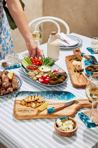 Tablero de charcutería de Arte de resina oceánica, plato grande de resina para servir, tabla de cortar grabada por Humran Export - Product Image 2