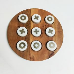 Juego de Tic Tac Toe de Lujo en Latón con Piezas XO, Juego de Mesa Decorativo Premium para Mesa de Centro, Decoración del Hogar, Escritorio de Oficina y Regalos - Product Image 3