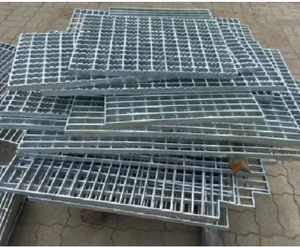 Grille en barres de fer galvanisé robuste FinePunch FP-GT-GI-001 pour plateformes de drainage et revêtements de sol industriels - Product Image 4