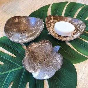 Support de Savon en Coque de Noix de Coco 100% Naturel Fait Main, Étanche, Design Moderne, Fixation par Ventouse, Fabriqué au Vietnam pour Salle de Bain - Product Image 1